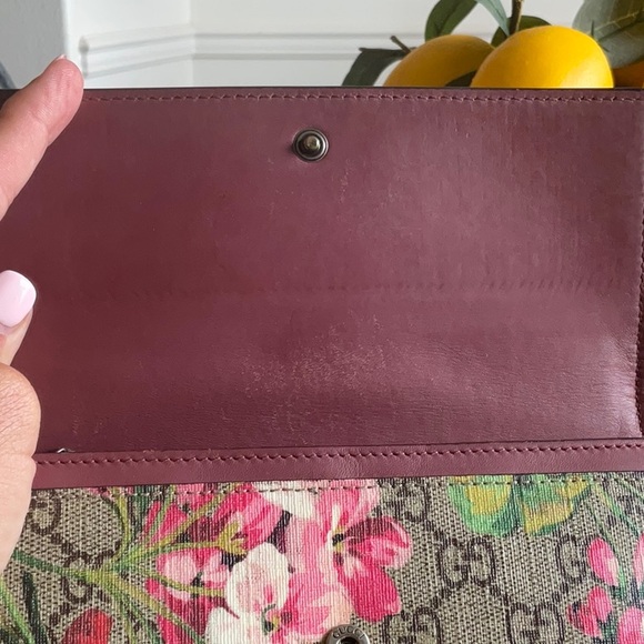 Gucci Blooms Print Continental Wallet - Picture 6 of 11